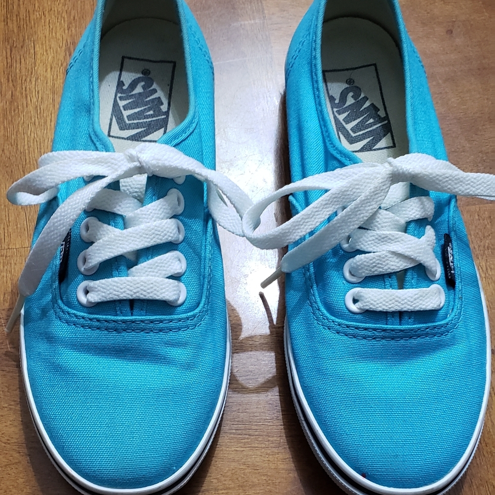 Authentic Van's